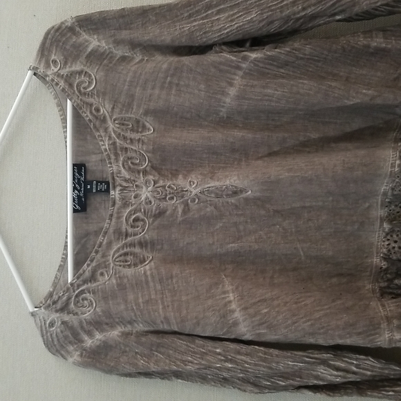 Gretty Zueger Long Sleeve Blouse Size Medium - Picture 2 of 13